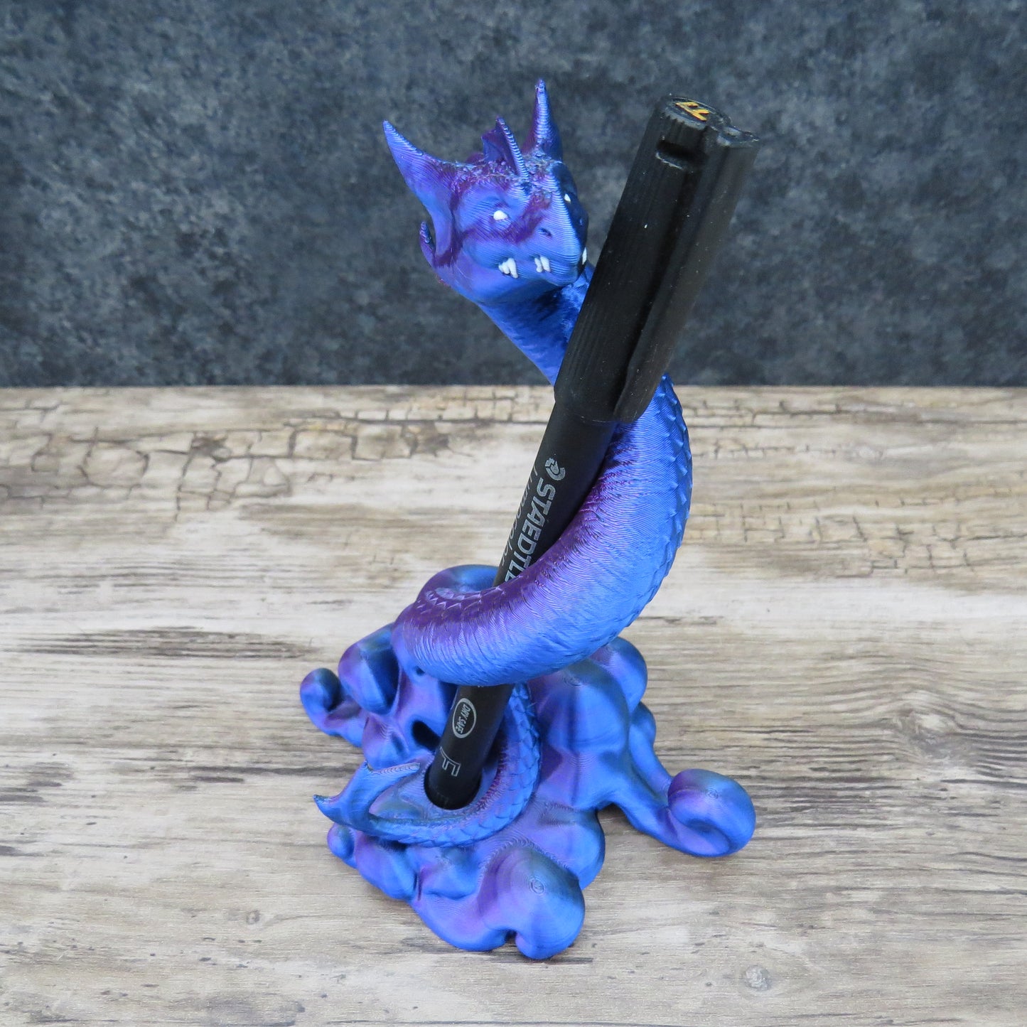 Dragon Pen Holder